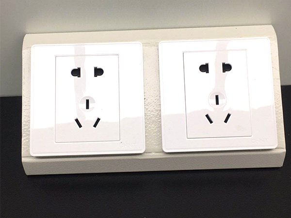 實(shí)驗(yàn)臺插座 實(shí)驗(yàn)室島式插座86型