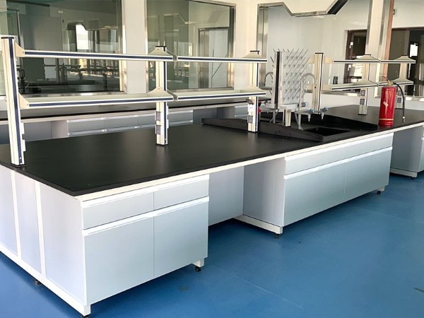 哪些因素可以影響實驗臺價格？實驗臺生產廠家告訴你