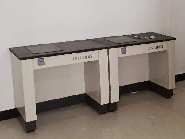 實(shí)驗(yàn)室專用天平臺(tái) 實(shí)驗(yàn)室專用天平臺(tái)